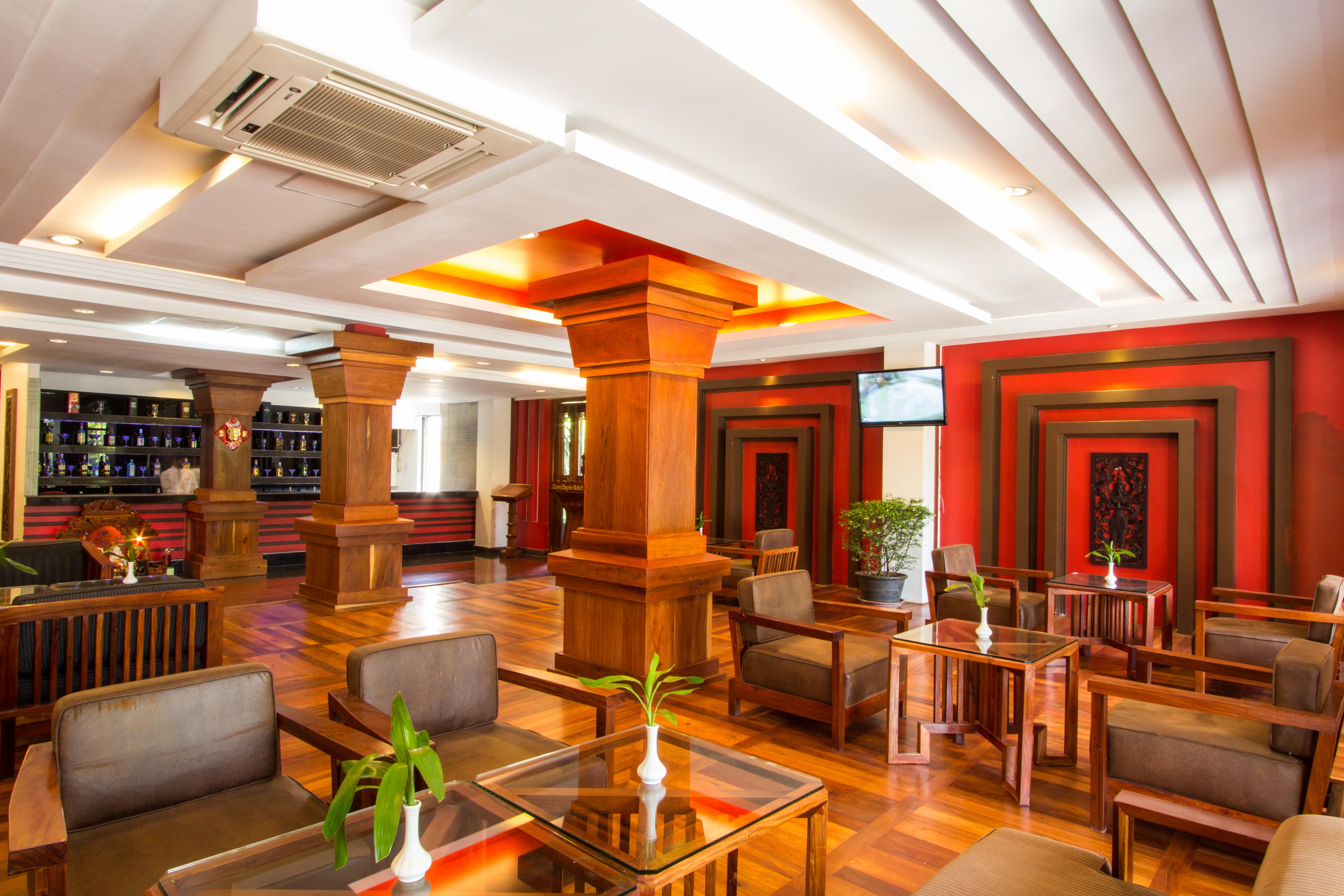Royal Empire Premium Hotel Ciudad de Siem Riep Exterior foto